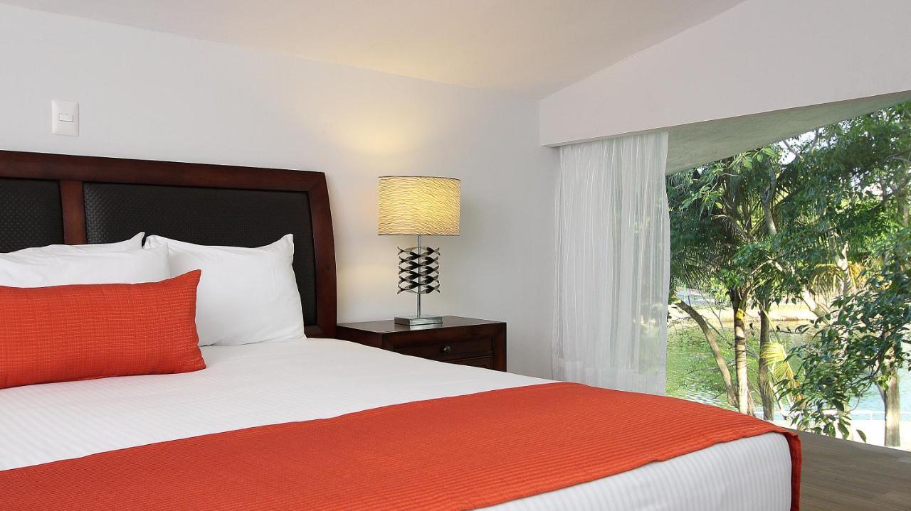 Fiesta Inn Villahermosa Cencali Extérieur photo