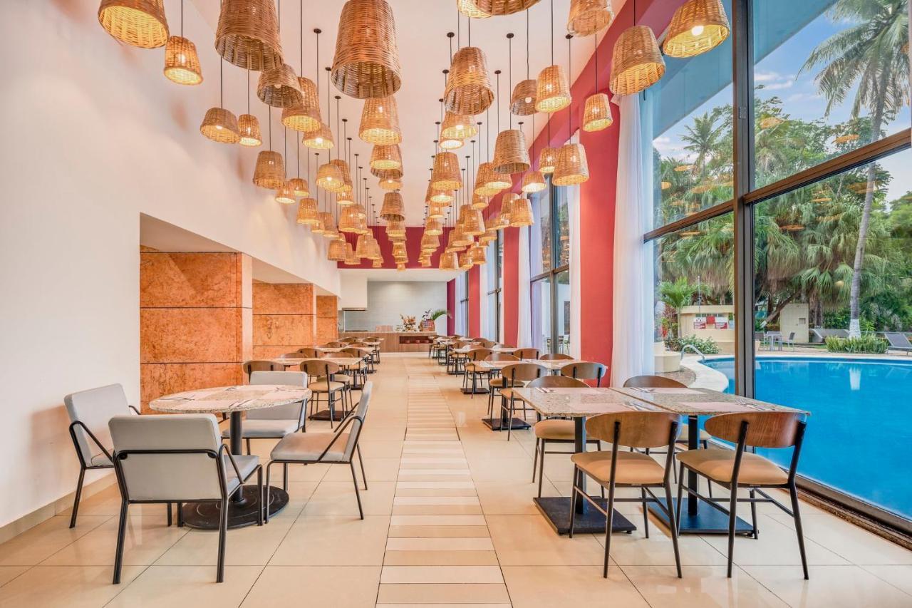Fiesta Inn Villahermosa Cencali Extérieur photo