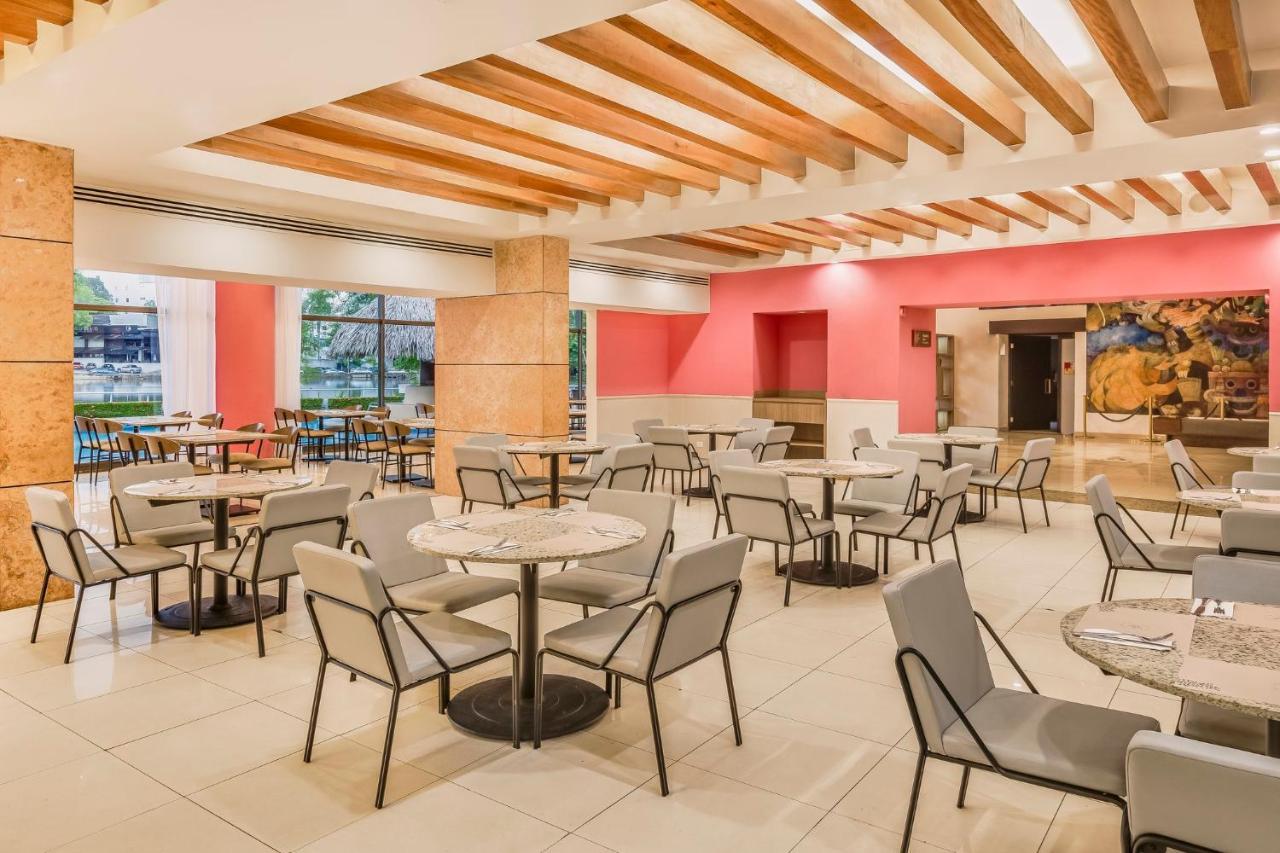 Fiesta Inn Villahermosa Cencali Extérieur photo